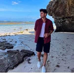 Meet your Posher, Charlie